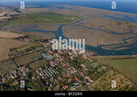 Vue aérienne de Burnham Overy Village & Marais Norfolk UK Banque D'Images