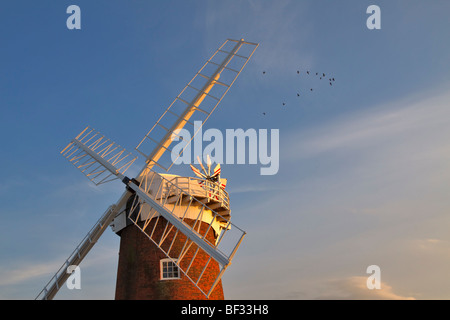 Drainage Horsey Mill, Norfolk Banque D'Images