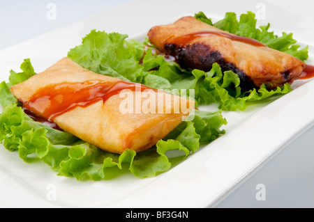 Close-up de poches sur la laitue frite Banque D'Images