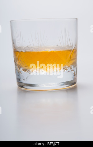 Close-up of a glass of whiskey Banque D'Images