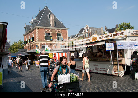 Leeuwarden Pays-Bas Frise Fryslan t( 16e siècle bâtiment Waag - peser - chambre de pesée à Waagplein Centre-ville ) Banque D'Images