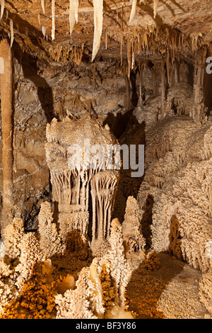 Stalactites et stalagmites Caverns de Sonora Texas USA Banque D'Images