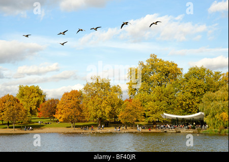 Le Bar Serpentine et la cuisine. Hyde Park. Londres. UK 2009. Banque D'Images