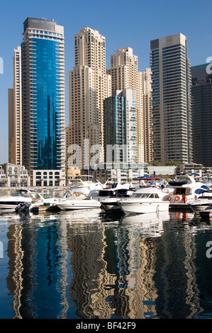 High Rise buidlings dans la Marina de Dubaï Banque D'Images