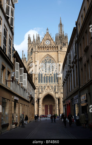 La cathédrale gothique de St Etienne à Metz en Lorraine Banque D'Images