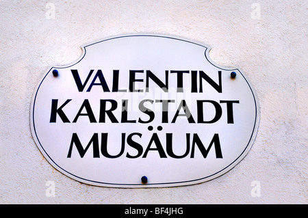 Signer, Valentin Karlstadt Musaeum sur porte Isartor, Munich, Bavaria, Germany, Europe Banque D'Images