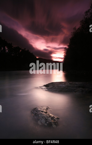 La rivière Lågen à Dovre dans Gubrandsdalen, la Norvège. Banque D'Images