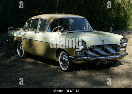 Shot de Vauxhall Cresta PA sur l'affichage dans le cadre du rallye de voitures classiques 2009 Sandwich Banque D'Images