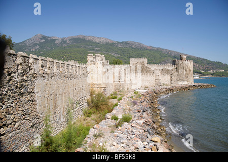 Mamure Kalesi, château médiéval sur la côte sud de la Turquie, la Cilicie, province de Mersin, Turquie Banque D'Images