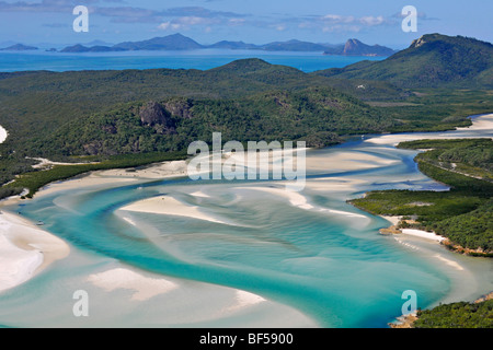 Vue aérienne de Whitehaven Beach, l'île de Whitsunday, crochet droit Island, Whitsunday Islands National Park, Queensland, Australie Banque D'Images