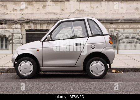 G Wiz G-Whiz electric voiture garée dans Westminster London Banque D'Images