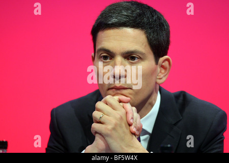 DAVID MILIBAND MP SECRÉTAIRE AUX AFFAIRES ÉTRANGÈRES Le 01 octobre 2009 LE CENTRE DE BRIGHTON Brighton, Angleterre Banque D'Images