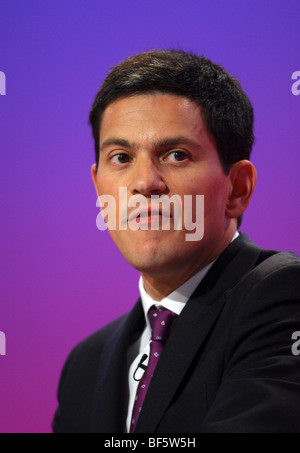 DAVID MILIBAND MP SECRÉTAIRE AUX AFFAIRES ÉTRANGÈRES Le 01 octobre 2009 LE CENTRE DE BRIGHTON Brighton, Angleterre Banque D'Images