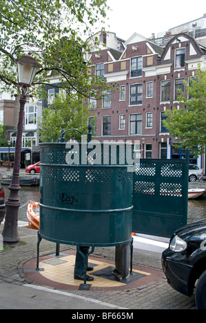 Amsterdam Hollande Pays-bas pissoir urinoir public Banque D'Images