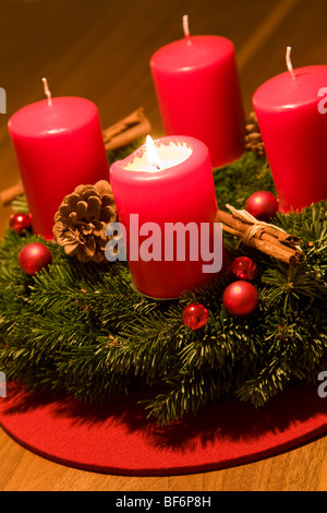 La guirlande, premier Dimanche de l'Avent, bougie allumée, Noël, Allemagne Banque D'Images