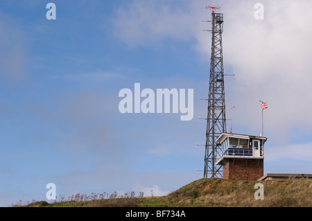 La tour d'observation de l'institution de surveillance côtière à Newhaven, Sussex, Angleterre. Banque D'Images