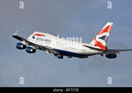 Un Boeing 747 de British Airways au départ de jumbo Banque D'Images