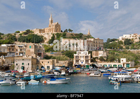 Port de Mgarr Gozo Ferry Malte Méditerranée Banque D'Images