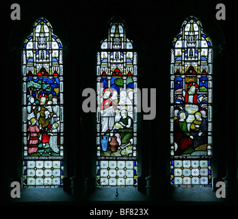 Un vitrail illustrant des scènes du Nouveau Testament, l'église de St Mary, South Tidworth, Wiltshire Banque D'Images