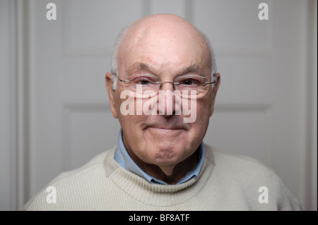 Portrait de Murray Walker, commentateur de course automobile Banque D'Images