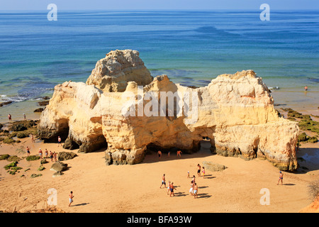 Cliffs, près de Praia da Rocha, Algarve, Portugal Banque D'Images