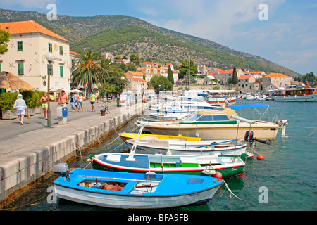 Port de Supetar, île de Brac, Croatie, Dalmatie Centrale Banque D'Images