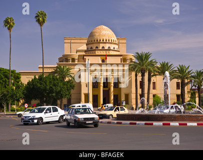 Marrakech, Maroc - Théâtre Royal bâtiment. Banque D'Images