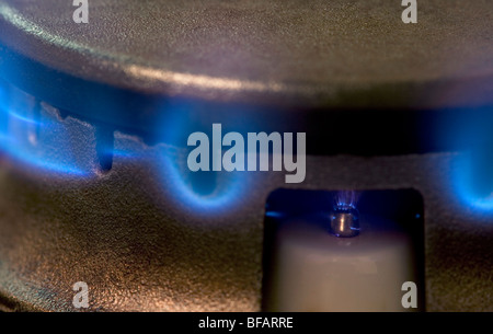 Commutateur piézo allumage électronique ou du pilote dans une cuisinière à gaz Banque D'Images