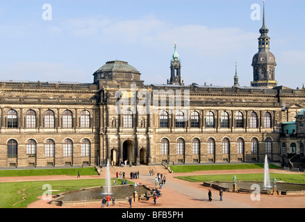 L'entrée de la galerie d'art ('Gemaeldegallerie Alte Meister") dans le Zwinger, une date majeure dans Dresden Banque D'Images