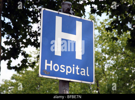 Roadsign l'extérieur de l'hôpital, à l'ouest de Londres Banque D'Images
