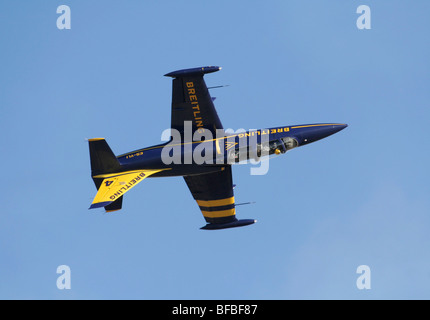 Breitling Jet Team Aero L-39C Albatros inversé de vol Banque D'Images