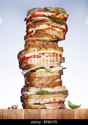 Une pile de sandwiches. Banque D'Images