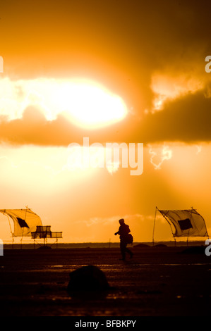 Donna Nook au lever du soleil, montrant la bombe et les cibles de tir aérien. Banque D'Images