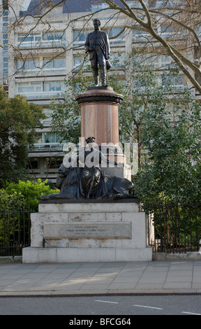 Colin Campbell,Field Marshal Lord Clyde, sculpté par Carlo Marochetti et érigée en 1867 à Waterloo Place. Banque D'Images