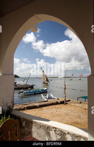 Vue à l'Archway - Shela Village - Île de Lamu, Kenya Banque D'Images