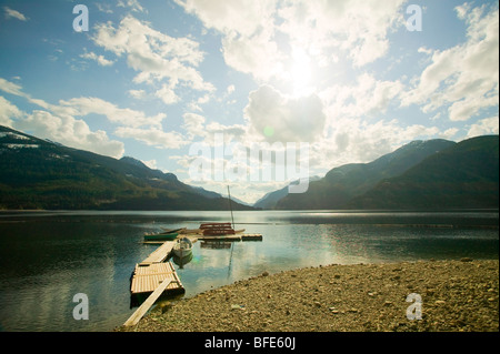 Strathcona Park Lodge, situé sur le lac Upper Campbell dans le parc provincial Strathcona, dans l'île de Vancouver, Colombie-Britannique, Canada Banque D'Images