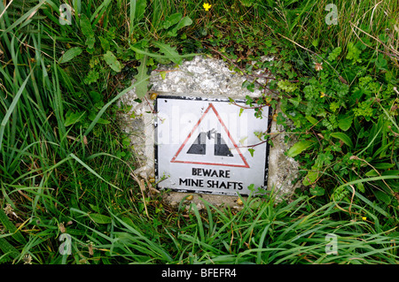 Panneau d'avertissement de mine à Cornwall, UK Banque D'Images