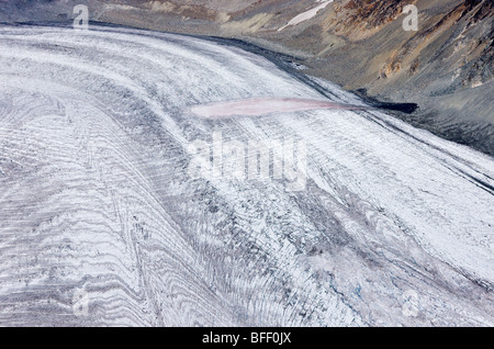 Domaine cravass sur un glacier dans la côte de la Colombie-Britannique Canada Mountaims Banque D'Images