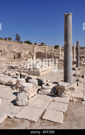 Des colonnes de marbre, l'Agora antique, Amathos, Ayios Tykhonas, Limassol, Chypre District Banque D'Images