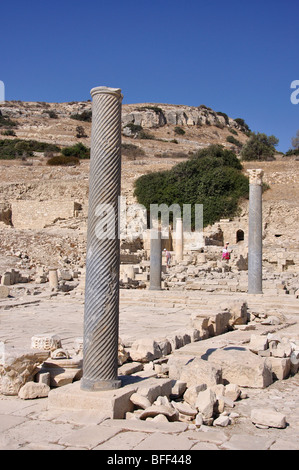 Des colonnes de marbre, l'Agora antique, Amathos, Ayios Tykhonas, Limassol, Chypre District Banque D'Images