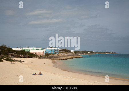 La plage à John Smiths Bay, Bermudes Banque D'Images