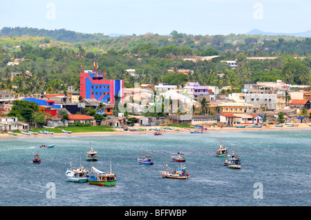 Trincomalee, Sri Lanka, vue donnant sur le port de la ville de Trinco, Sri Lanka Banque D'Images