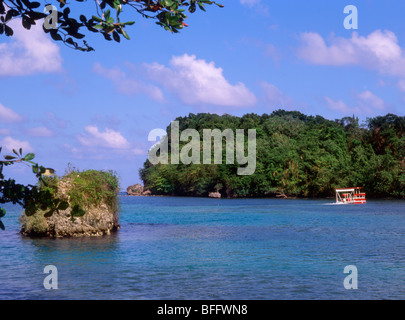 La Jamaïque Blue Lagoon Banque D'Images