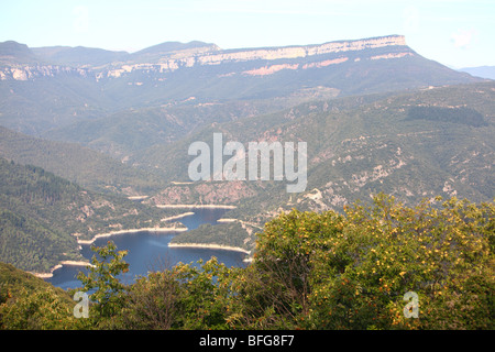 L'Espagne, Cataluna, montagnes lac entre Panta de sau et Panta de Susqueda, barrage, Embassament de Susqueda Banque D'Images