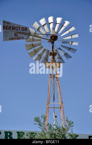 Mobilier ancien moulin, baie du Figuier, Protaras, Chypre, District de Famagouste Banque D'Images