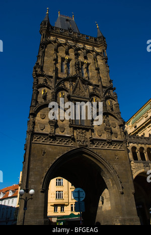 Prasna brana la Tour Poudrière Namesti Republiky à la place de la République à Prague République Tchèque Europe Banque D'Images