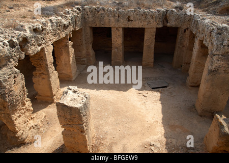 Grande tombe avec pilastres tombeaux des rois, site du patrimoine mondial de l'Europe république de Chypre paphos Banque D'Images