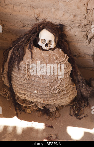 Des momies à Cemeterio de Chauchilla près de Nazca, Pérou Banque D'Images