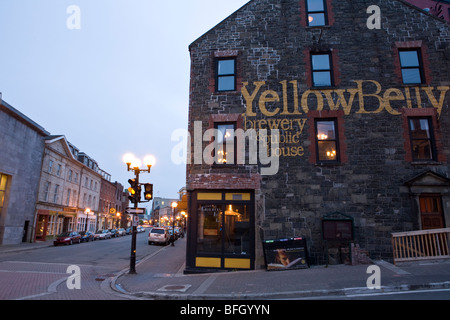 Soir, rue Water, Saint John's, Terre-Neuve, Canada Banque D'Images