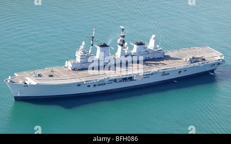 'HMS Ark Royal' vue aérienne de "porte-avion" 'HMS Ark Royal" "Ark Royal" Banque D'Images